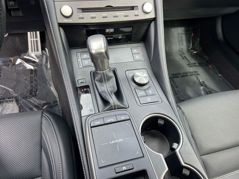 Used 2021 Lexus RC 350 F Sport image 28