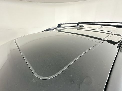 New 2025 Nissan Pathfinder Platinum image 30