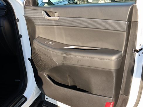 Used 2023 Hyundai Palisade Limited image 11