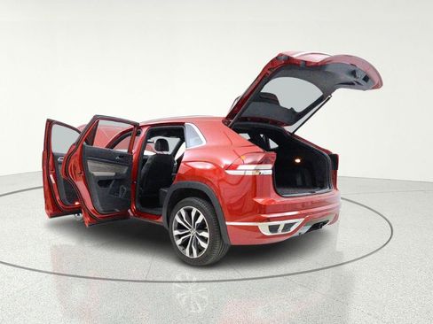 Used 2021 Volkswagen Atlas Cross Sport SEL Premium R-Line image 16