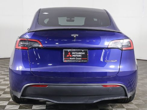 Used 2023 Tesla Model Y Performance image 13