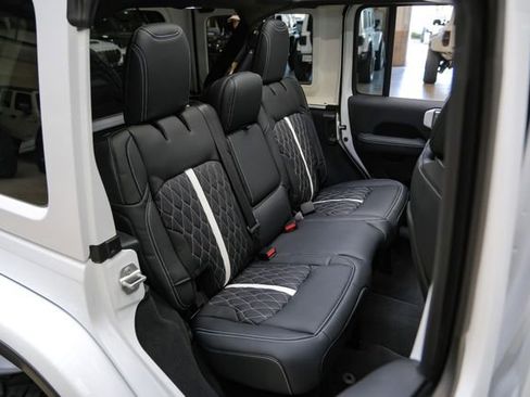 Used 2024 Jeep Wrangler Unlimited Rubicon 392 AWD/4WD image 88
