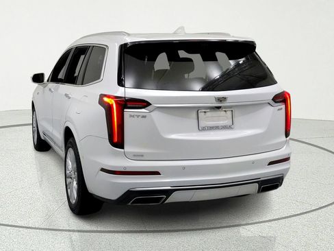 Used 2020 Cadillac XT6 Premium Luxury AWD/4WD image 4