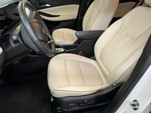 Certified 2024 Buick Encore GX Avenir w/ Avenir Convenience Package image 4