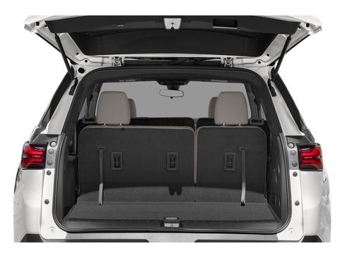 Used 2023 Chevrolet Traverse LT w/ LPO, Floor Liner Package image 11