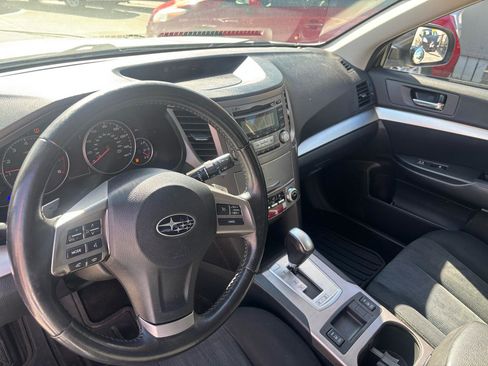 Used 2013 Subaru Outback 2.5i Premium w/ Popular Pkg 1B image 5