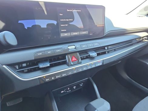 Used 2025 Kia K4 LXS image 21