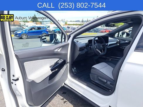 Used 2024 Volkswagen ID.4 2WD image 10