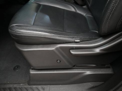 Used 2019 Chevrolet Silverado 1500 Custom Trail Boss w/ Custom Convenience Package image 26