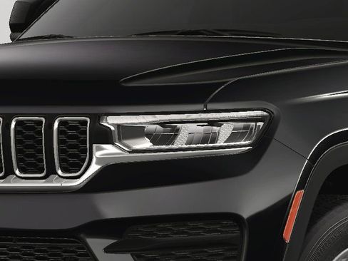 New 2025 Jeep Grand Cherokee 4WD image 14