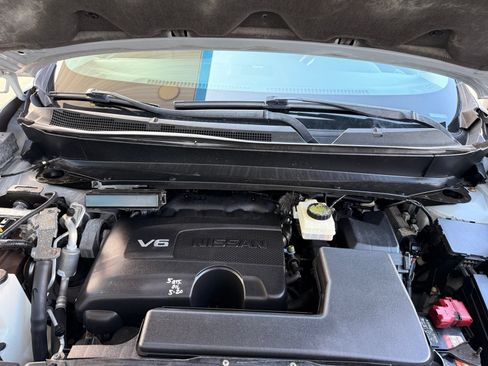 Used 2017 Nissan Pathfinder SL w/ SL Premium Package AWD/4WD image 47