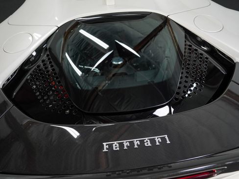 Used 2023 Ferrari SF90 Spider AWD/4WD image 27