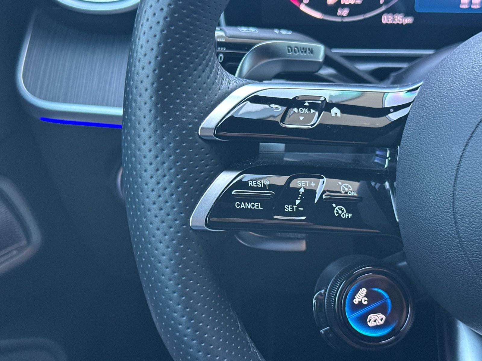 Certified 2025 Mercedes-Benz CLE 53 AMG 4MATIC Coupe image 27