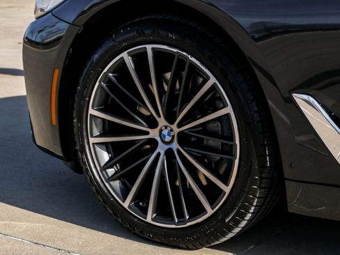 Used 2023 BMW 530i xDrive w/ Executive Package image 71