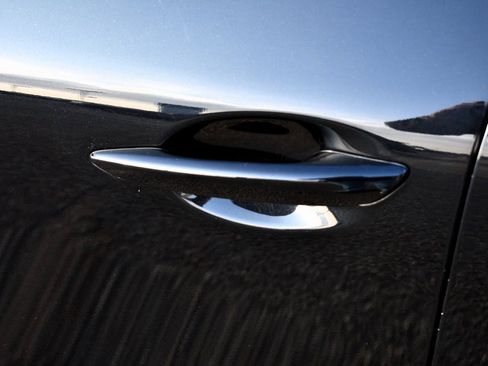 Used 2024 MAZDA CX-30 AWD 2.5 S w/ Select Sport Pkg image 11