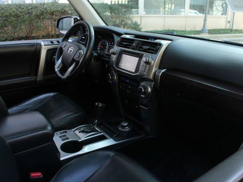 Used 2018 Toyota 4Runner Limited image 25