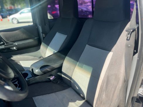 Used 2005 Ford Ranger XLT image 12