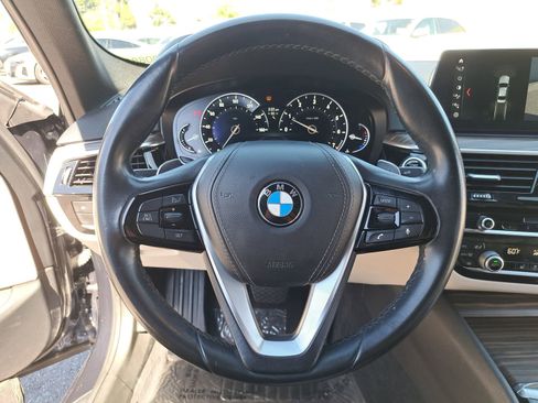 Used 2018 BMW 530i image 19