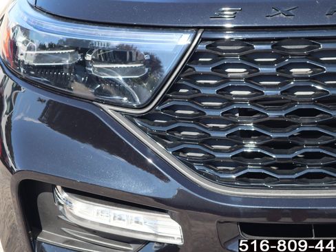 Used 2022 Ford Explorer ST w/ ST Street Pack image 32