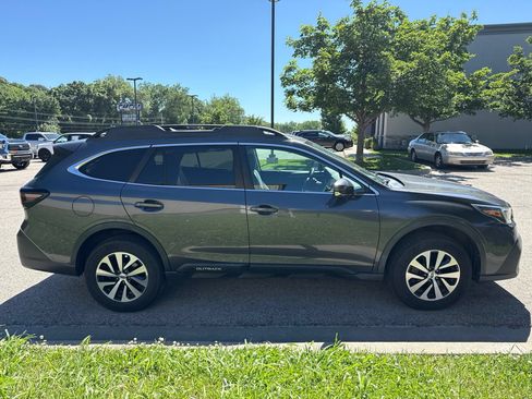 Used 2020 Subaru Outback Premium AWD/4WD image 4