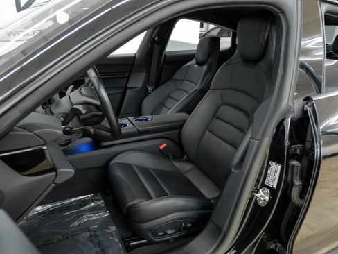 Used 2023 Porsche Taycan image 29