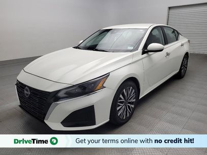 Used 2023 Nissan Altima 2.5 SV