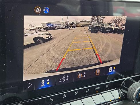 New 2026 Chevrolet Colorado Trail Boss AWD/4WD image 16
