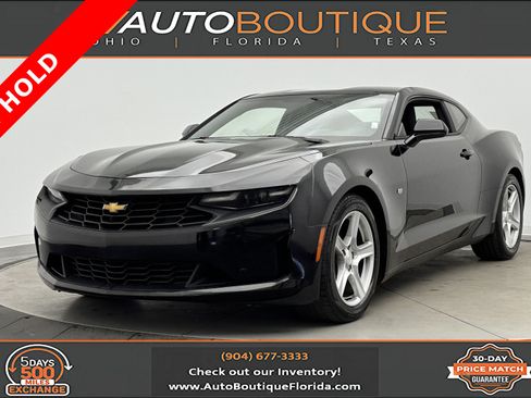 Used 2019 Chevrolet Camaro LT RWD image 1