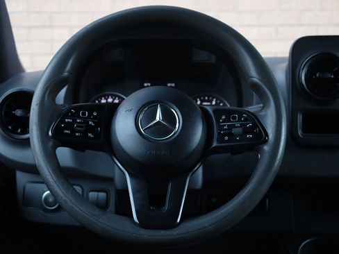 Used 2019 Mercedes-Benz Sprinter 4x4 144 image 23