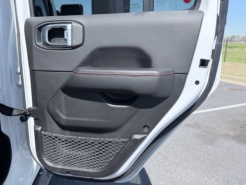 Used 2024 Jeep Wrangler Unlimited Rubicon 392 image 35