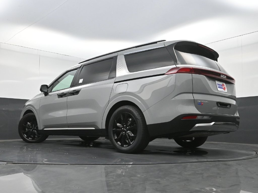 Used 2024 Kia Carnival SX Prestige FWD image 29