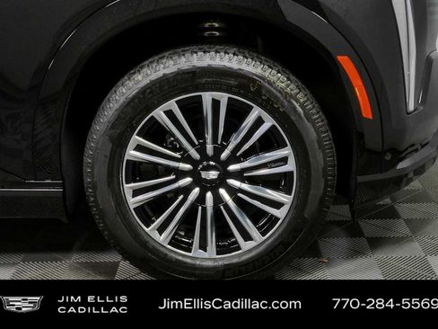 New 2026 Cadillac Escalade IQ Sport 1 w/ LPO, Floor Liner Package AWD/4WD image 41