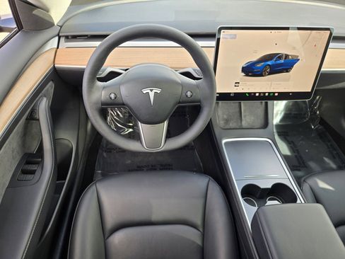 Used 2023 Tesla Model 3 Standard Range RWD image 14