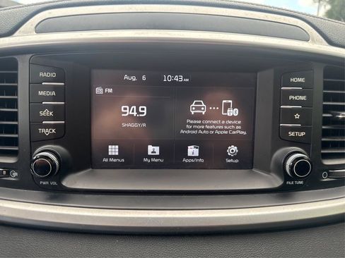 Used 2019 Kia Sorento AWD image 10