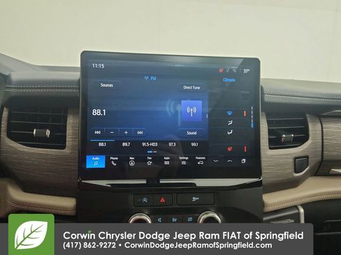 Used 2024 Ford Expedition Limited image 16