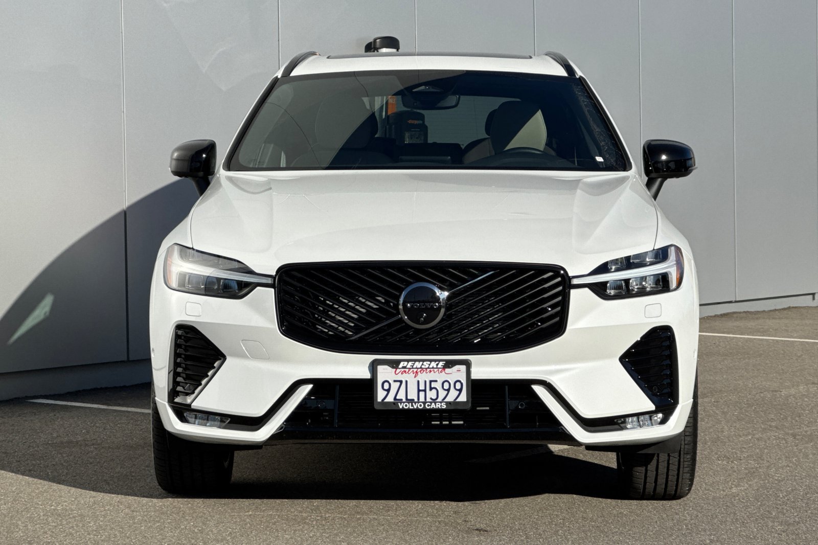 Used 2026 Volvo XC60 B5 Plus w/ Protection Package Premier AWD/4WD image 8