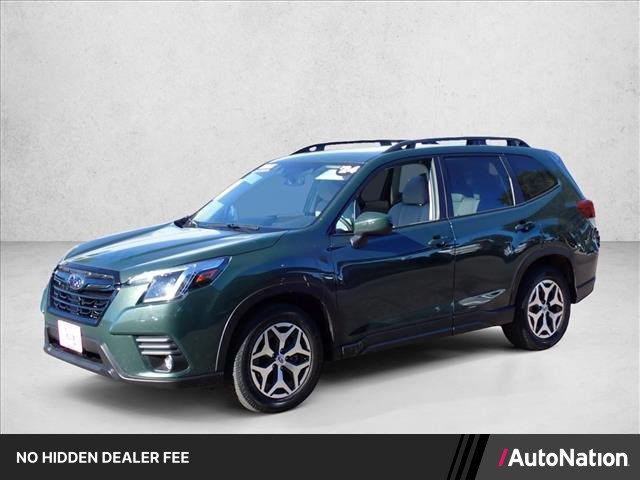 Certified 2024 Subaru Forester Premium AWD/4WD image 1
