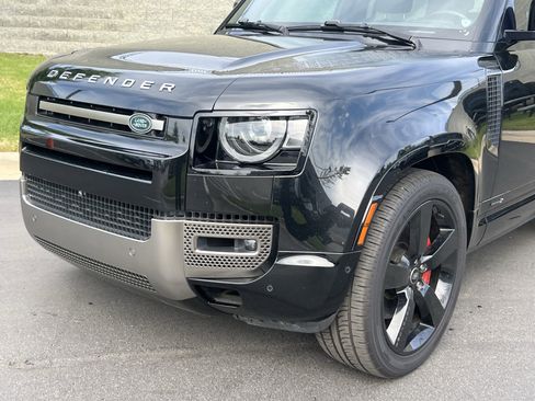 Certified 2023 Land Rover Defender 90 X image 5