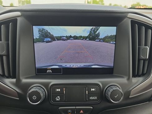 Certified 2022 GMC Terrain AT4 AWD/4WD image 25
