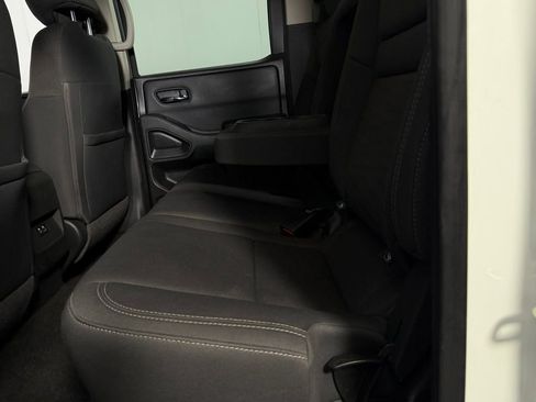 Used 2022 Nissan Frontier SV image 23