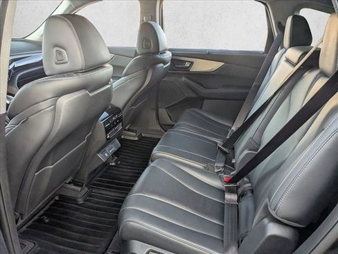 Used 2023 Acura MDX SH-AWD w/ Technology Package image 18