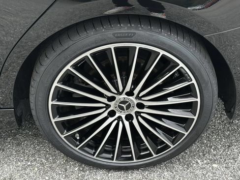 Certified 2022 Mercedes-Benz C 300 4MATIC Sedan image 23