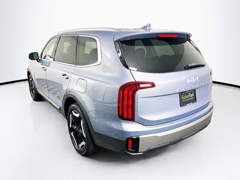 Used 2025 Kia Telluride S image 5