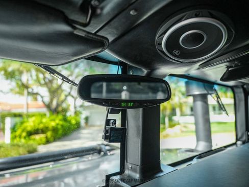 Used 2003 HUMMER H1 4-Door Open Top image 37