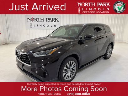 Used 2020 Toyota Highlander Limited Platinum