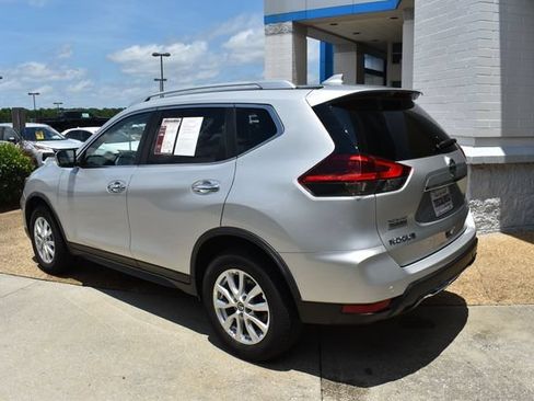 Used 2020 Nissan Rogue SV AWD/4WD image 7