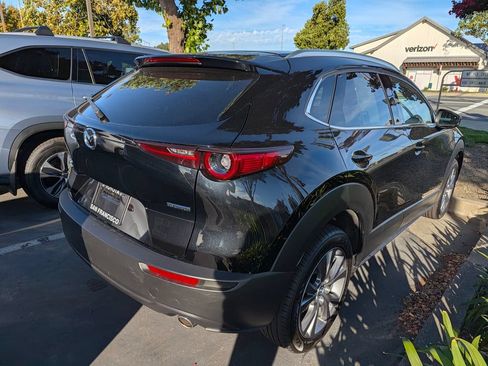 Used 2022 MAZDA CX-30 AWD 2.5 S w/ Premium Package image 3