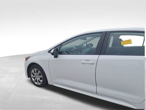 Used 2024 Toyota Corolla LE image 10