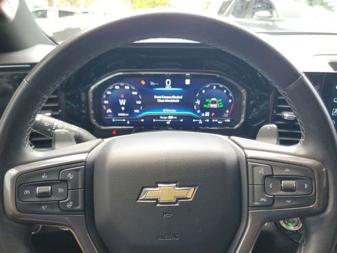 Certified 2023 Chevrolet Silverado 1500 High Country w/ Technology Package image 18