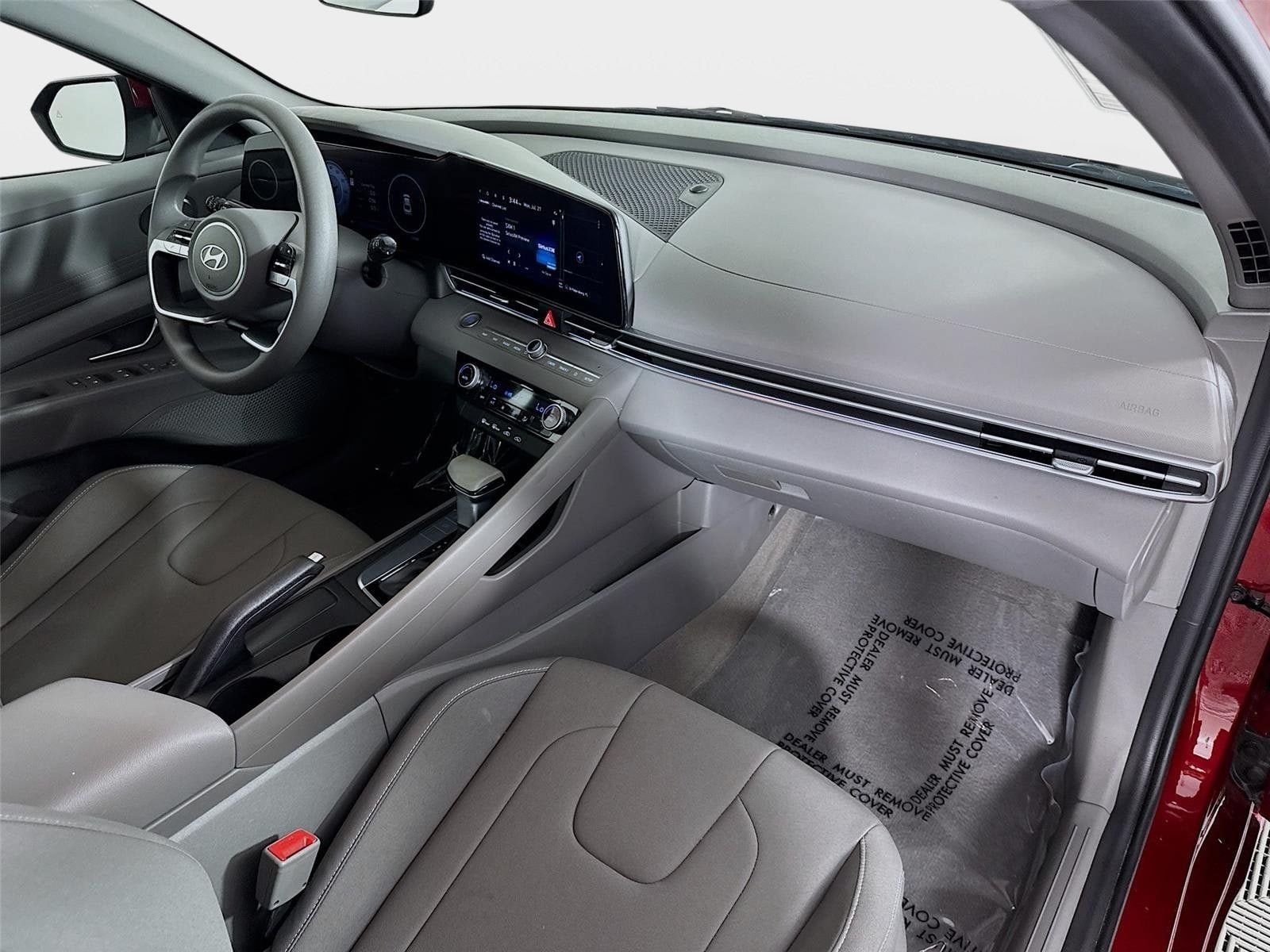 Certified 2024 Hyundai Elantra SEL FWD image 27